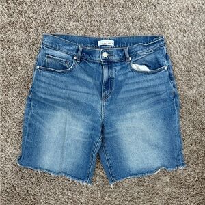 Loft Frayed Boyfriend Shorts in Vintage Mid Indigo Wash